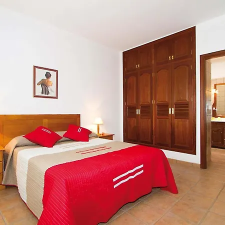 Sleeps 10 Air Con Wifi